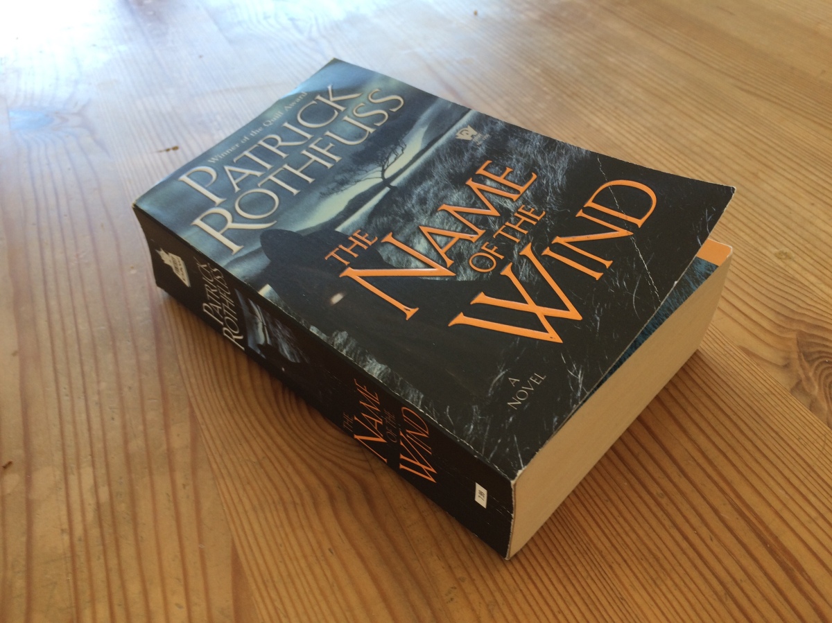 Rezension – The Name of the Wind von Patrick Rothfuss